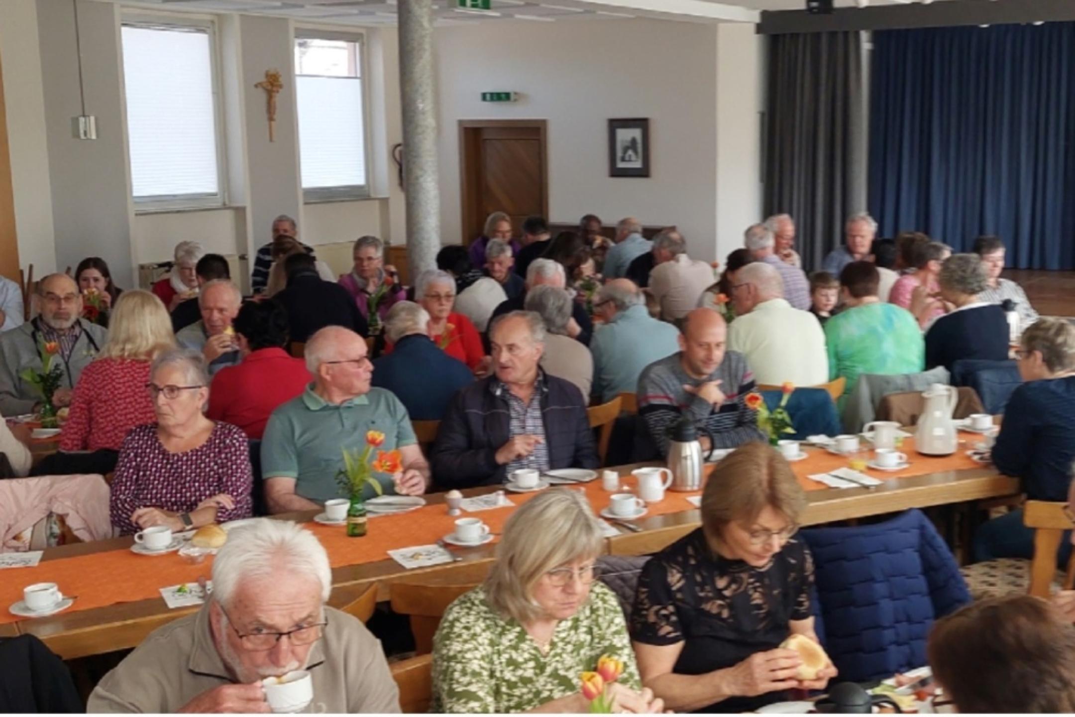 Collage Frühstück Ormont 2026