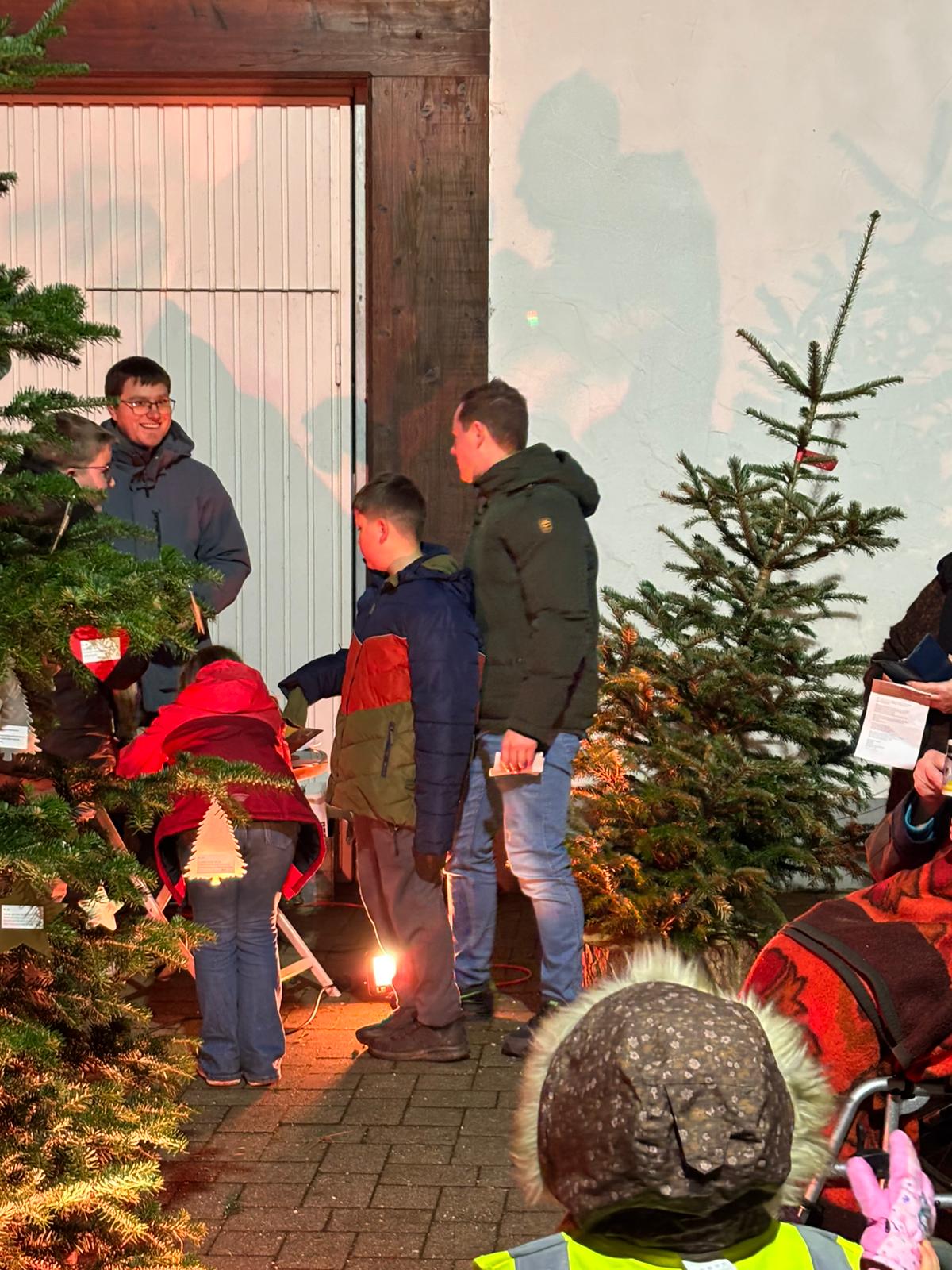 Gottesdienst mit dem Wunschbaum