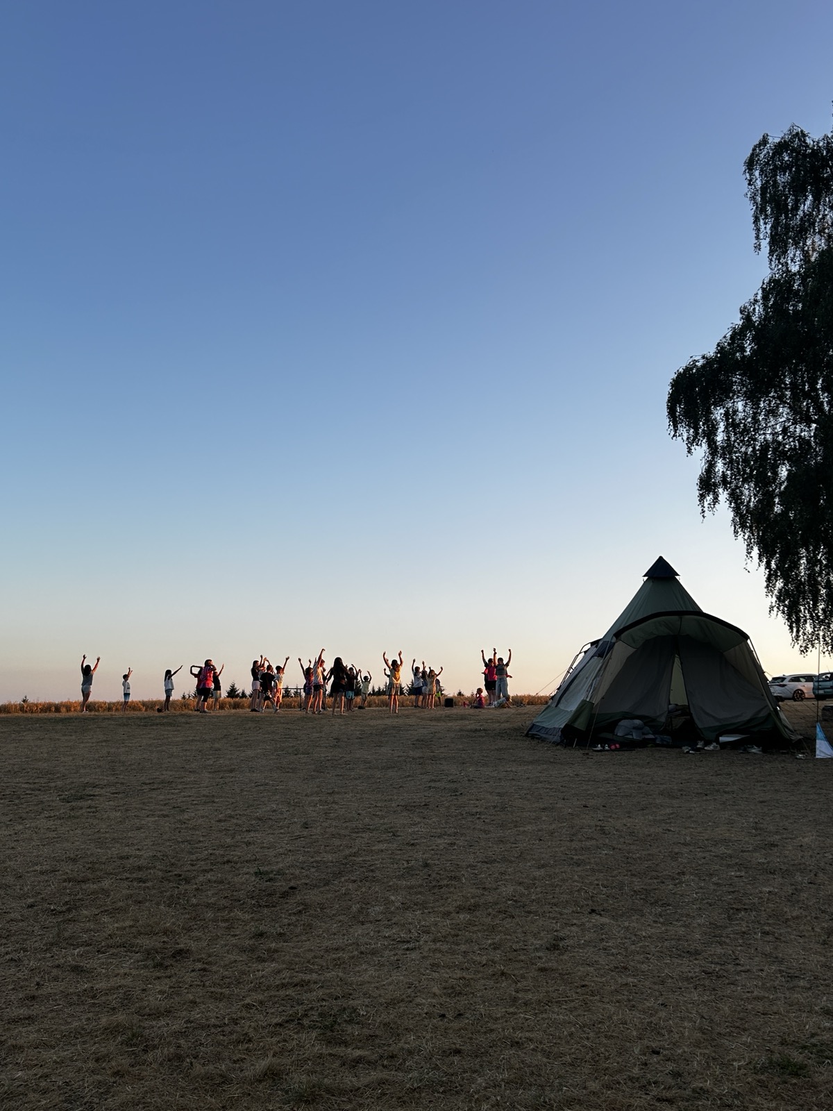 Gemeinsam den Sonnenuntergang genießen
