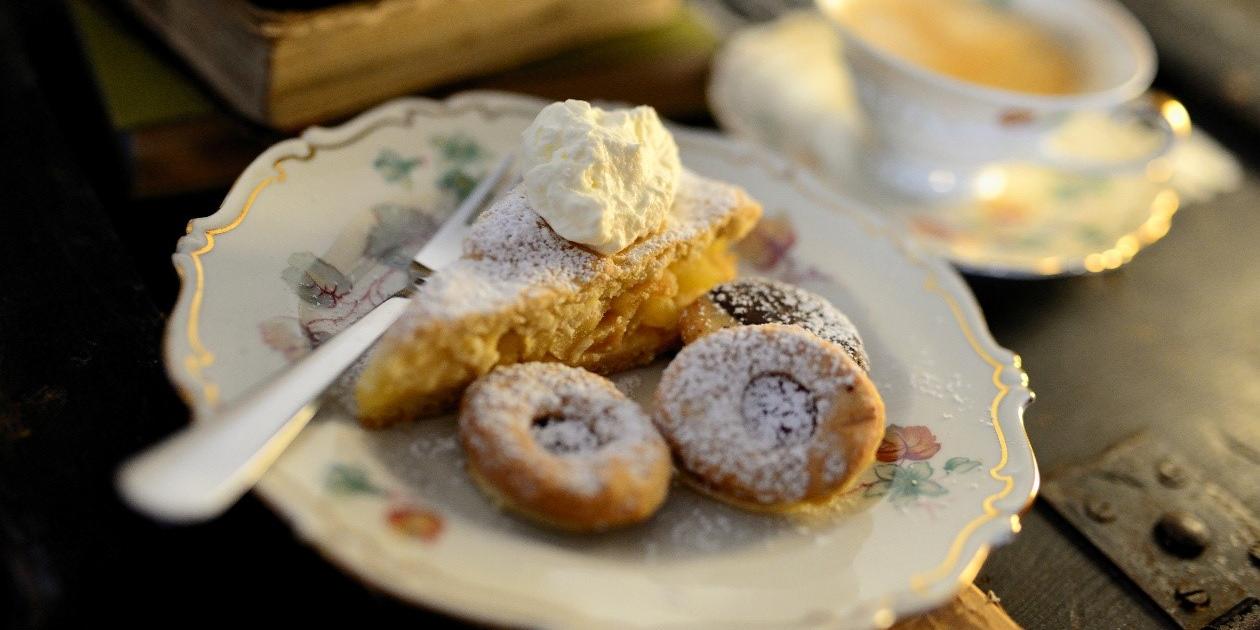 Kaffee & Kuchen